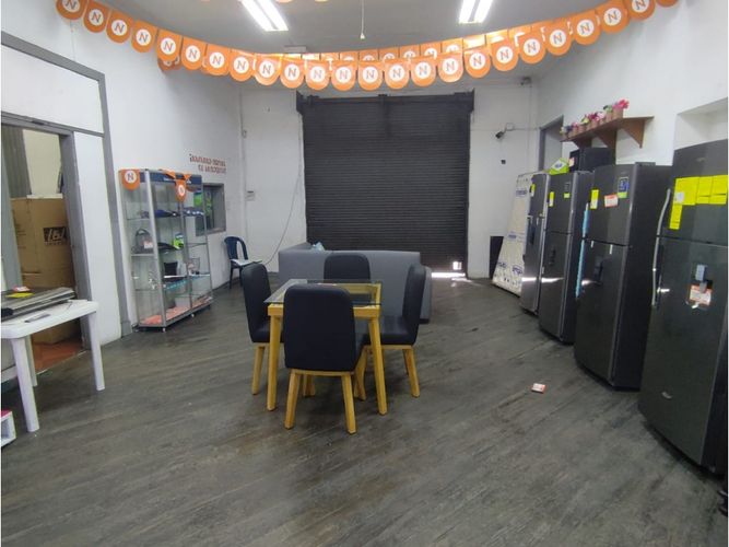 Bodega en venta en Villa Nueva, Medellín, 1053 m² · foto 10 de 11