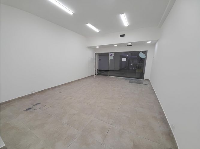 Local en venta en La Candelaria, Medellín, 38 m² · foto 5 de 5