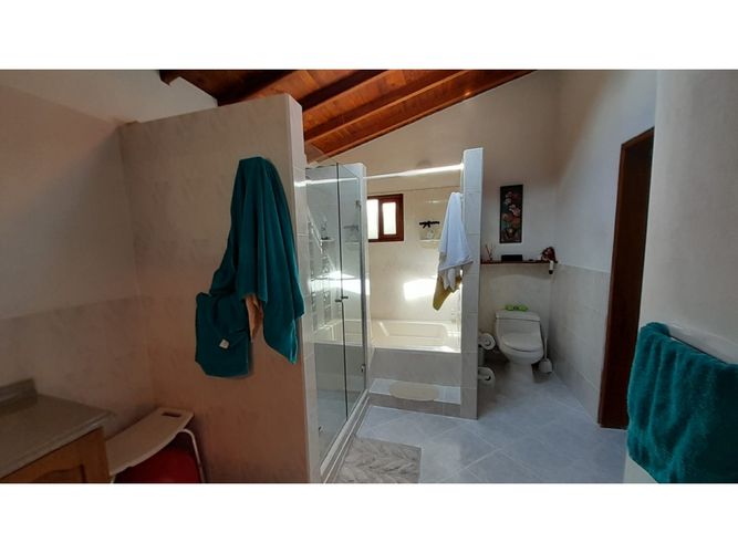 Casa de 3 alcobas en venta en Cimarronas, Marinilla, 285 m² · foto 15 de 24