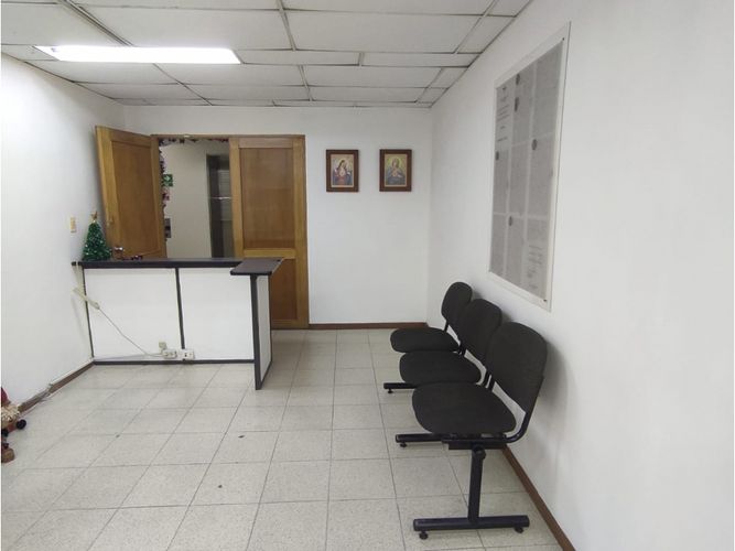 Oficina en venta en La Candelaria, Medellín, 154 m² · foto 9 de 11