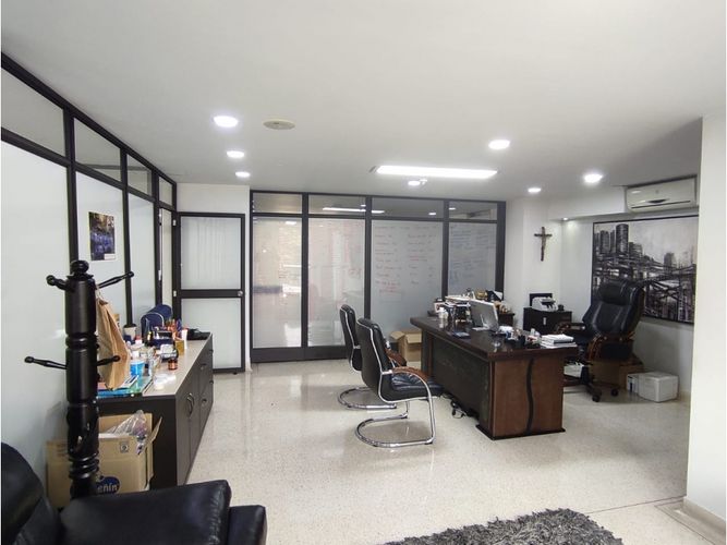 Edificio en venta en Belén Fatima, Medellín, 2625 m² · foto 4 de 23