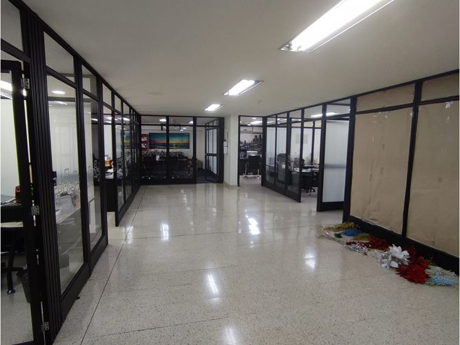 Edificio en venta en Belén Fatima, Medellín, 2625 m² · foto 14 de 23