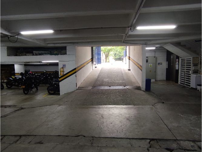 Edificio en venta en Belén Fatima, Medellín, 2625 m² · foto 20 de 23
