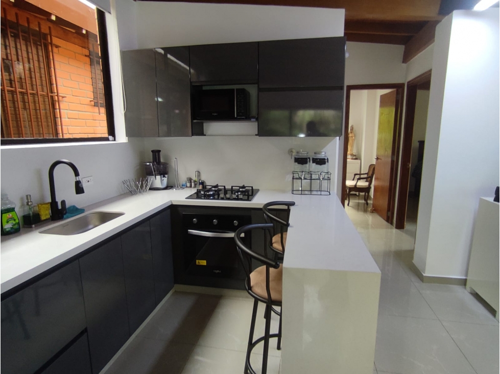7BR Country House in El tesoro (311 m²) for Sale - 3