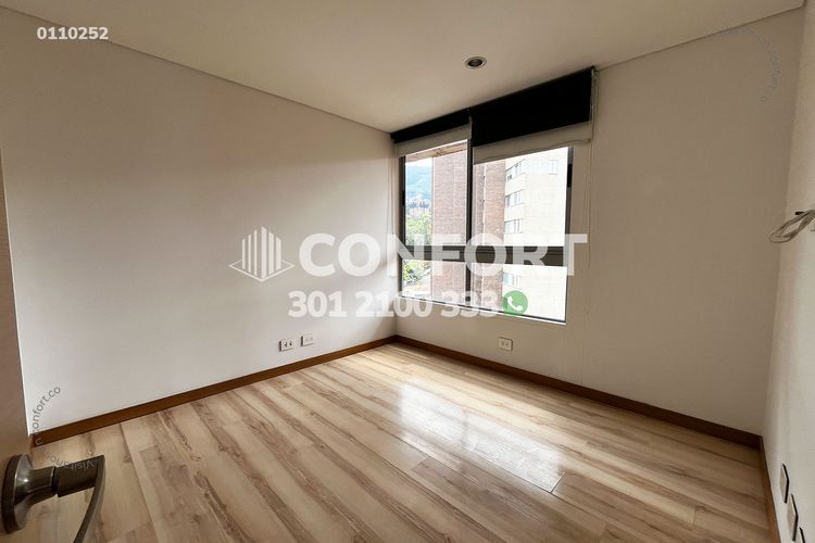 Apartamento de 3 alcobas en arriendo en Loma Benedictinos, Medellín, 152 m² · foto 12 de 24