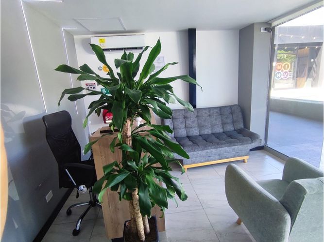 Local en venta en Los Colores, Medellín, 63 m² · foto 3 de 15