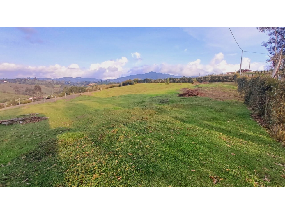 Lote en venta en El Carmen De Viboral, El Carmen de Viboral, 2133 m² · foto 3 de 7