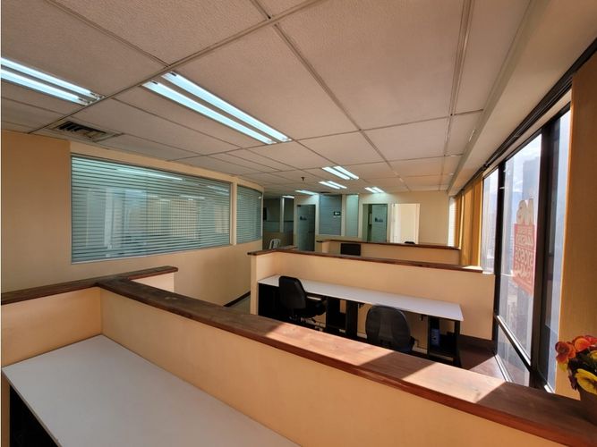 Oficina en venta en Villa Nueva, Medellín, 131 m² · foto 4 de 21