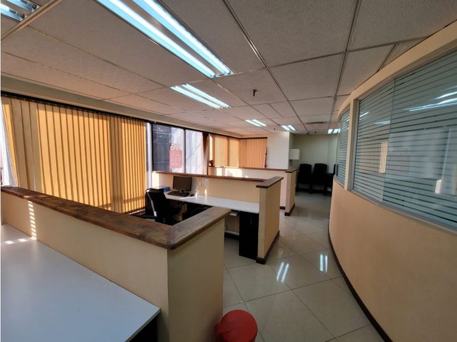 Oficina en venta en Villa Nueva, Medellín, 131 m² · foto 5 de 21