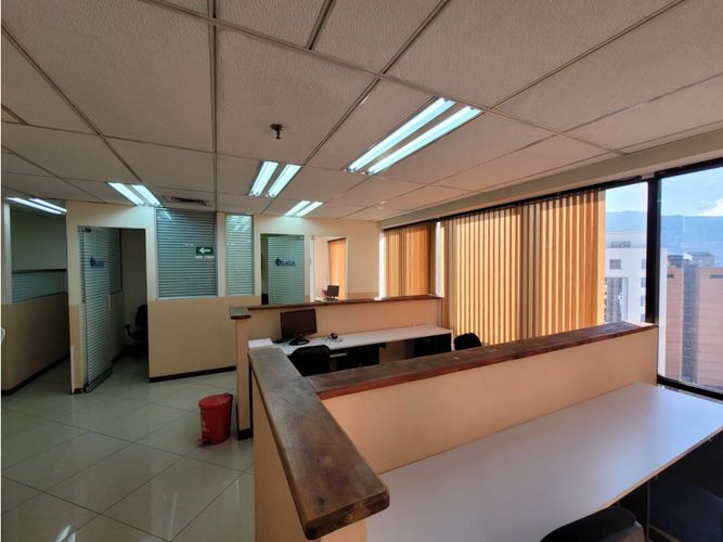 Oficina en venta en Villa Nueva, Medellín, 131 m² · foto 7 de 21