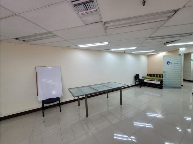 Oficina en venta en Villa Nueva, Medellín, 131 m² · foto 8 de 21