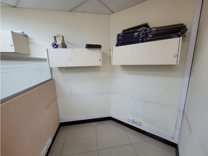 Oficina en venta en Villa Nueva, Medellín, 131 m² · foto 9 de 21