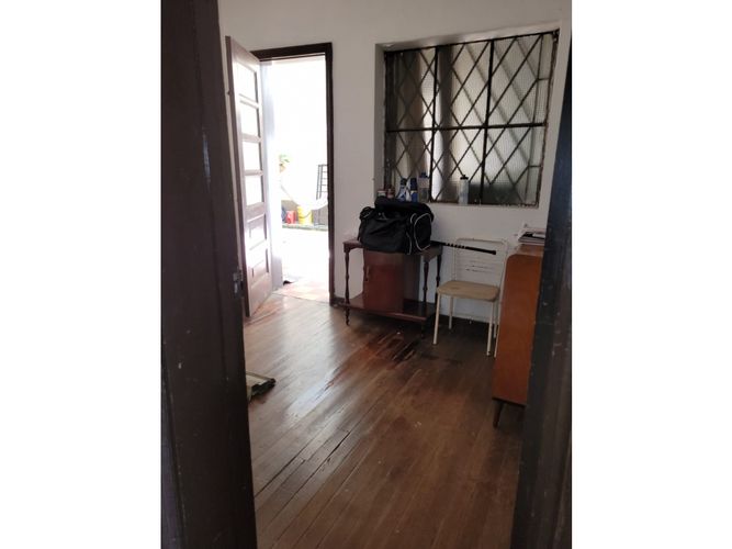 Casa de 9 alcobas en venta en Los Angeles, Medellín, 358 m² · foto 7 de 24