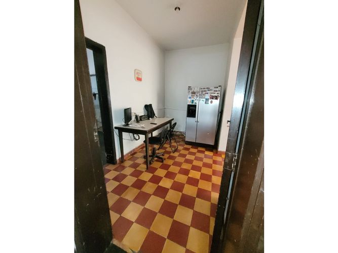 Casa de 9 alcobas en venta en Los Angeles, Medellín, 358 m² · foto 12 de 24