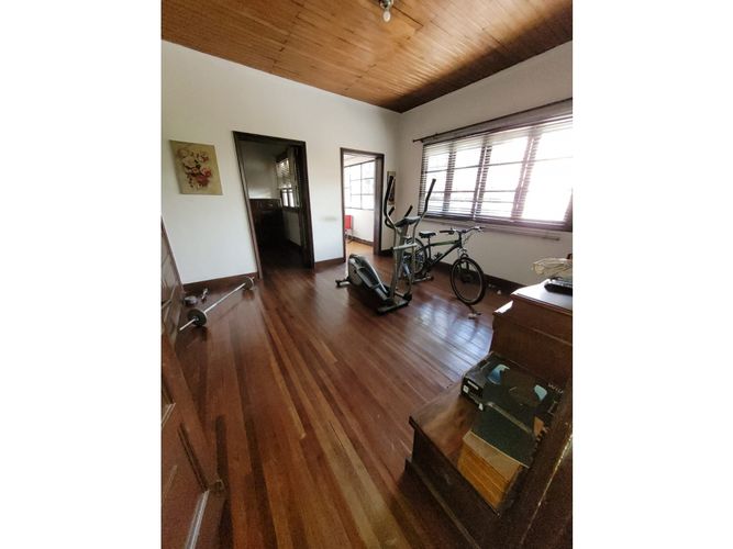 Casa de 9 alcobas en venta en Los Angeles, Medellín, 358 m² · foto 21 de 24