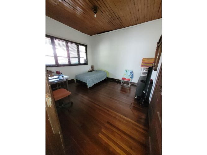 Casa de 9 alcobas en venta en Los Angeles, Medellín, 358 m² · foto 24 de 24