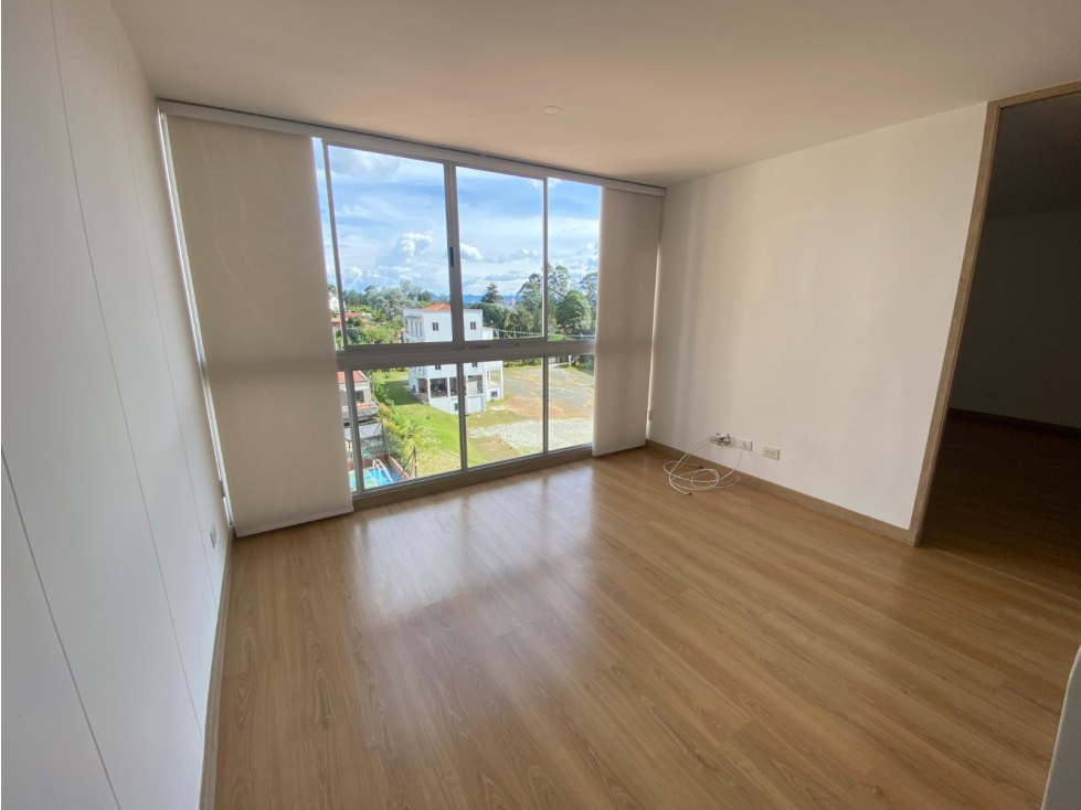 Apartamento en venta en El Hato, Marinilla · foto 3 de 24