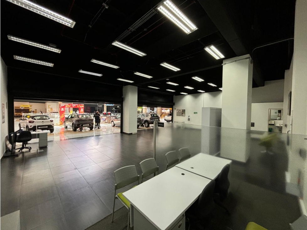 Local en venta en La Candelaria, Medellín, 131 m² · foto 18 de 24