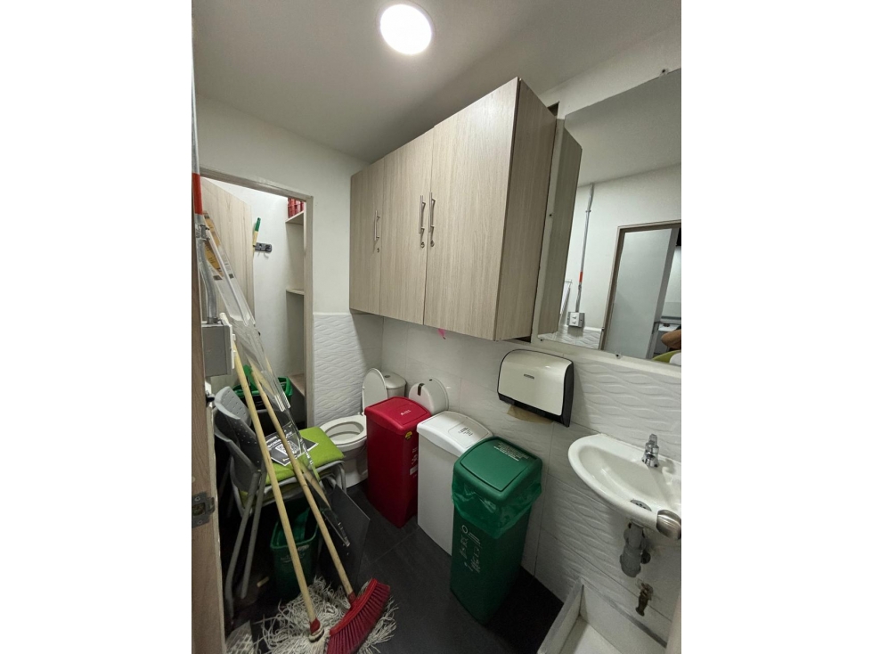 Local en venta en La Candelaria, Medellín, 131 m² · foto 20 de 24