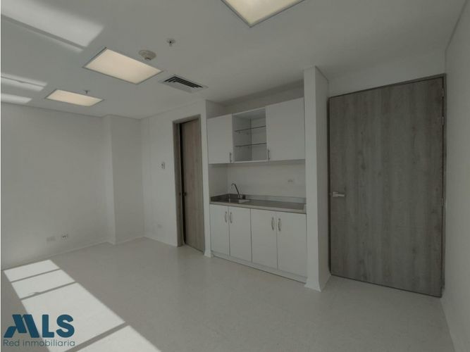 Consultorio en venta en Mayorca, Sabaneta, 33 m² · foto 5 de 15