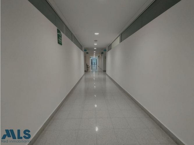 Consultorio en venta en Mayorca, Sabaneta, 33 m² · foto 12 de 15
