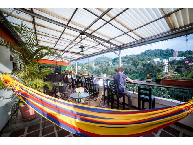 Casa de 14 alcobas en venta en Los Alpes, Pereira, 700 m² · foto 9 de 13