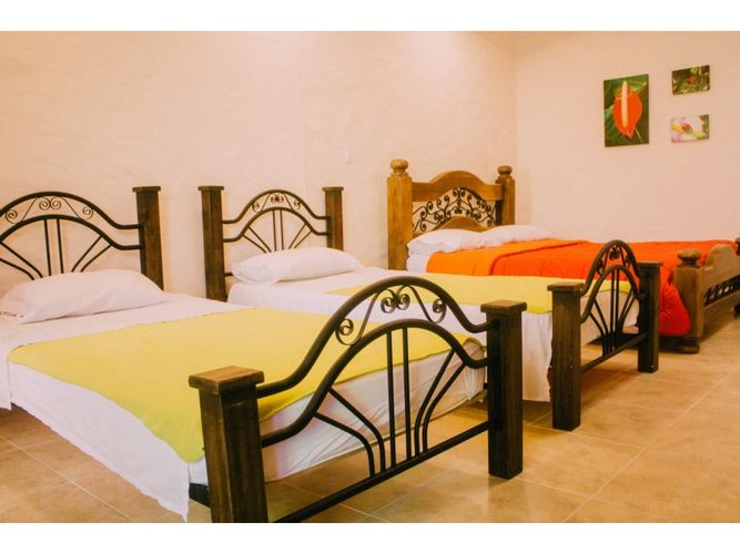 Casa de 14 alcobas en venta en Los Alpes, Pereira, 700 m² · foto 11 de 13