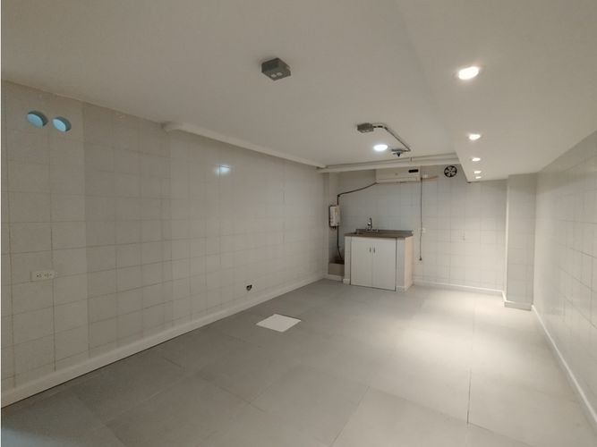 Local en venta en La Sebastiana, Envigado, 54 m² · foto 9 de 10