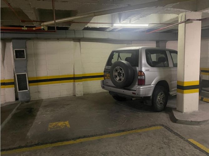 Oficina en venta en La Candelaria, Medellín, 214 m² · foto 11 de 18