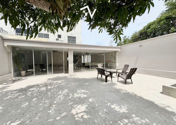 Casa de 4 alcobas en venta en Conjunto Residencial Villa Campestre, Barranquilla, 409 m² · foto 2 de 24