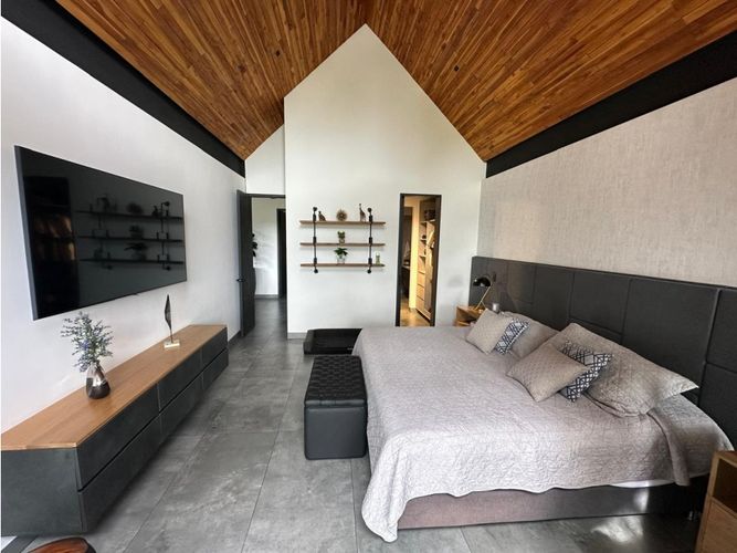 Finca en venta en Fontibon, Rionegro, 340 m² · foto 6 de 17