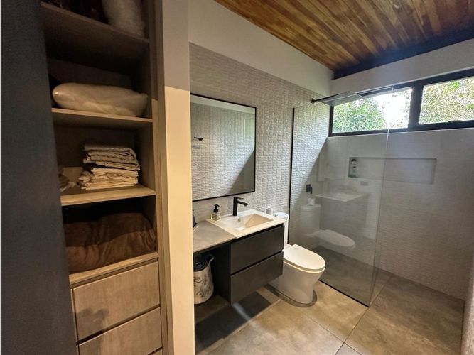 Finca en venta en Fontibon, Rionegro, 340 m² · foto 10 de 17
