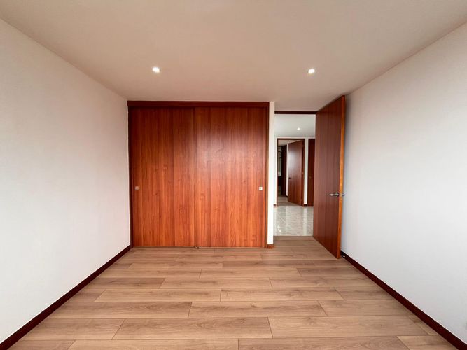 Apartamento de 3 alcobas en arriendo en El Poblado, Medellín, 140 m² · foto 10 de 19