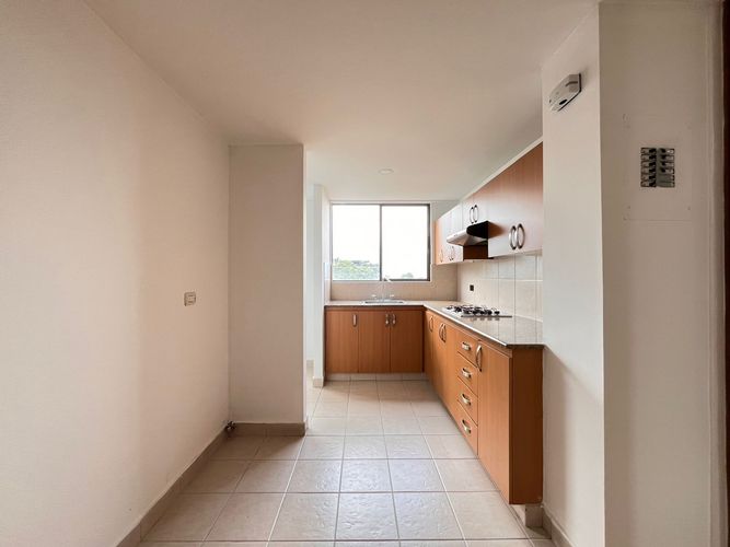 Apartamento de 3 alcobas en arriendo en El Poblado, Medellín, 140 m² · foto 7 de 19