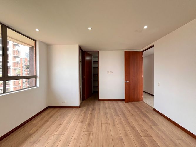Apartamento de 3 alcobas en arriendo en El Poblado, Medellín, 140 m² · foto 14 de 19