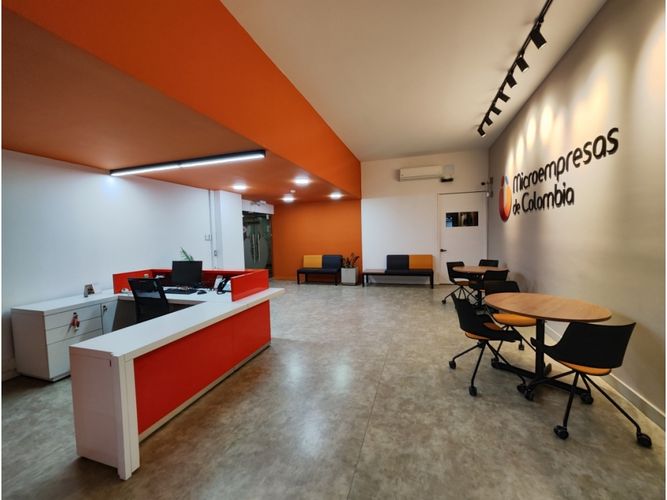 Local en venta en Villa Nueva, Medellín, 534 m² · foto 3 de 24