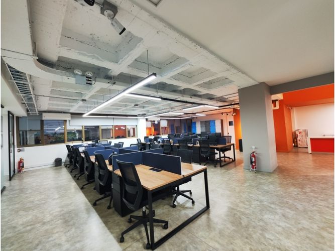 Local en venta en Villa Nueva, Medellín, 534 m² · foto 6 de 24