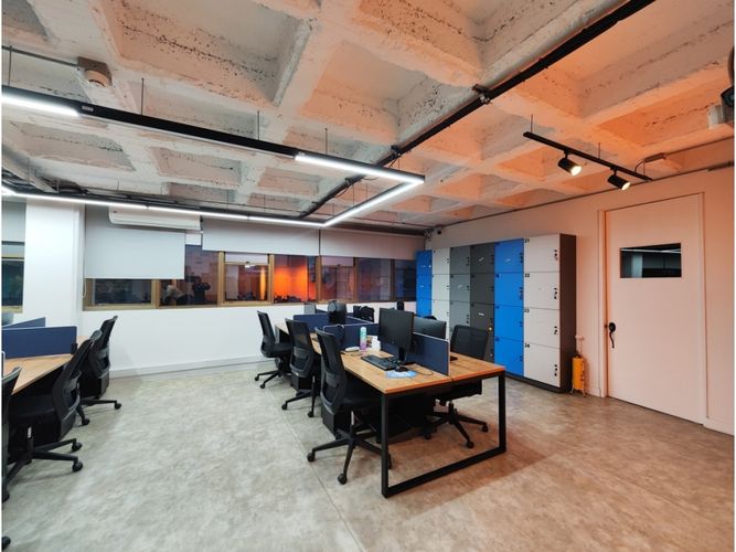 Local en venta en Villa Nueva, Medellín, 534 m² · foto 22 de 24