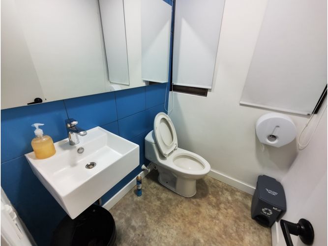 Local en venta en Villa Nueva, Medellín, 534 m² · foto 23 de 24