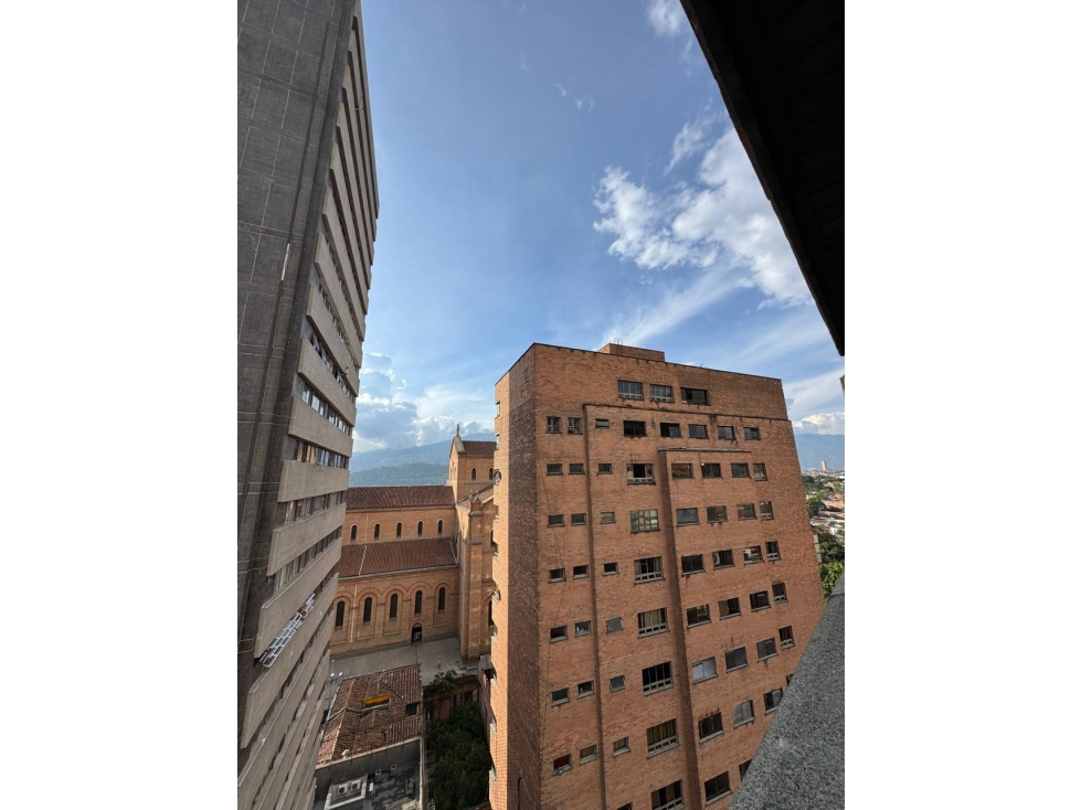 Apartamento en venta en La candelaria, Medellín 2
