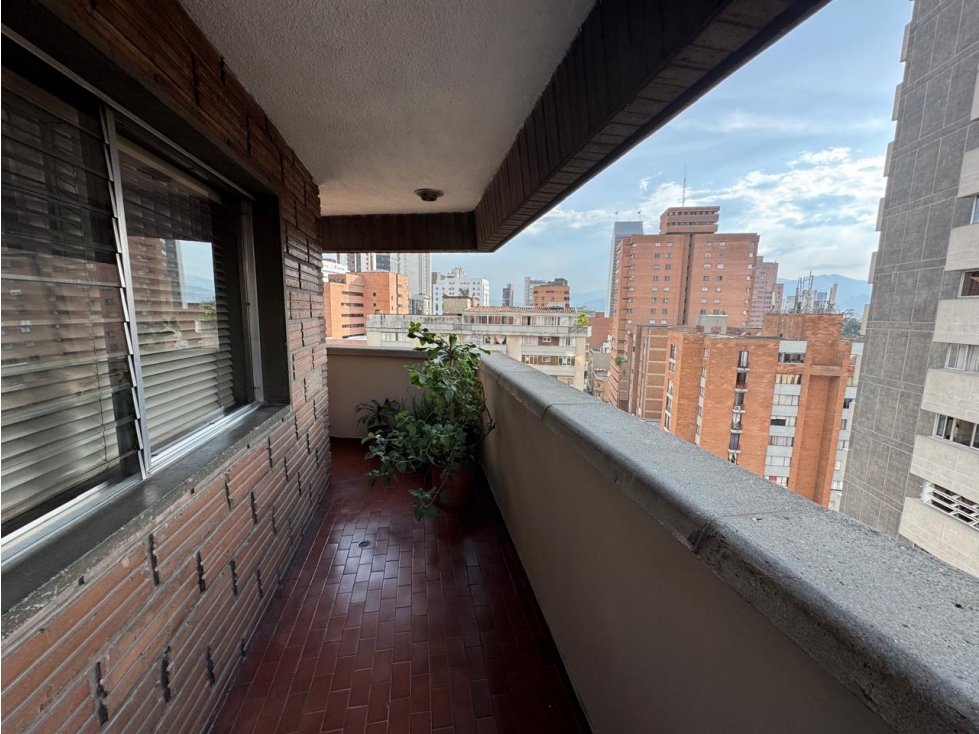 Apartamento en venta en La candelaria, Medellín 3