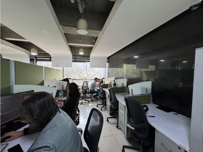 Oficina en venta en Las Palmas, Medellín, 236 m² · foto 5 de 20