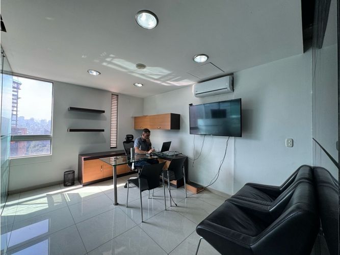 Oficina en venta en Las Palmas, Medellín, 236 m² · foto 10 de 20
