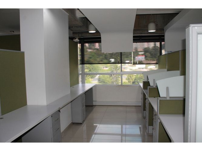 Oficina en venta en Las Palmas, Medellín, 236 m² · foto 12 de 20