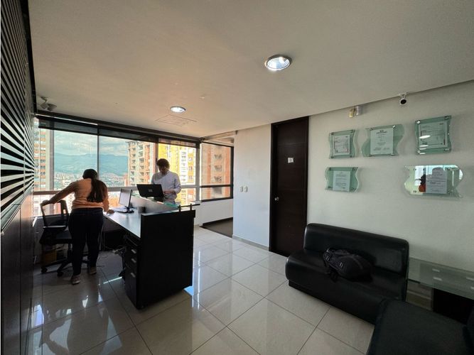 Oficina en venta en Las Palmas, Medellín, 236 m² · foto 14 de 20