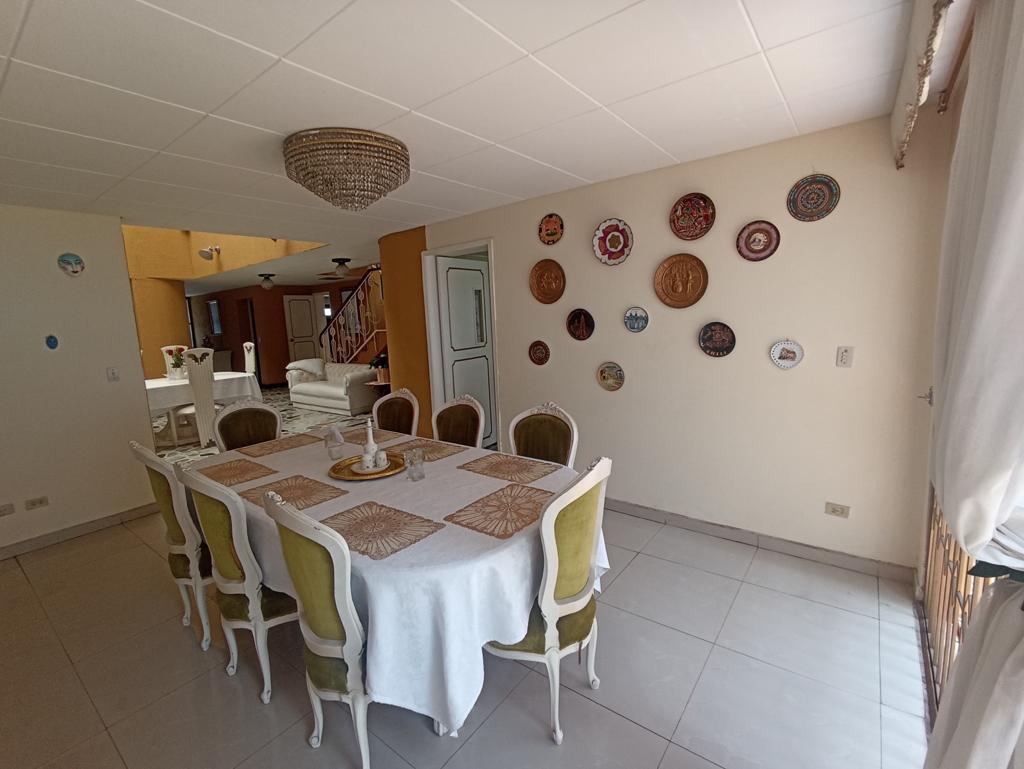 Casa en venta en Cedritos, Bogotá · foto 5 de 15