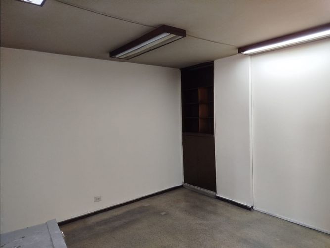 Oficina en venta en Villa Nueva, Medellín, 159 m² · foto 4 de 13