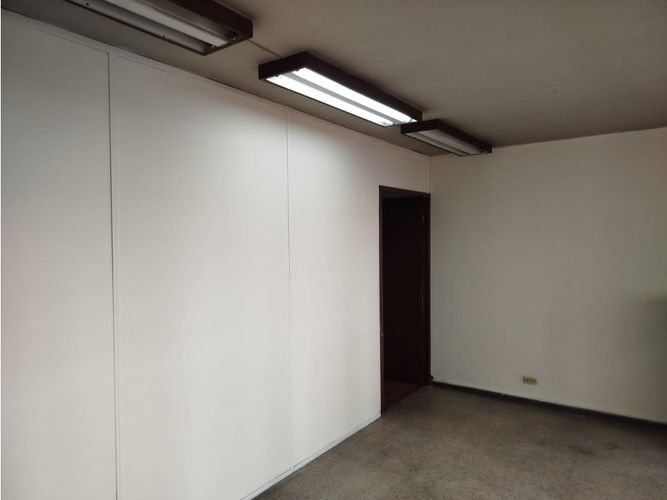 Oficina en venta en Villa Nueva, Medellín, 159 m² · foto 7 de 13