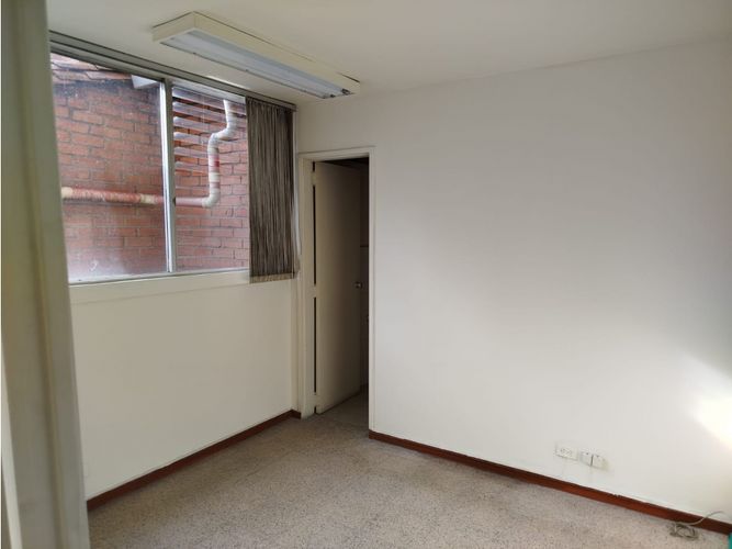 Oficina en venta en Villa Nueva, Medellín, 159 m² · foto 10 de 13