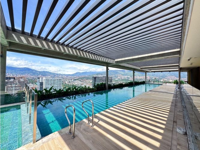 Apartamento de 1 alcoba en venta en Ciudad Del Río, Medellín, 79 m² · foto 21 de 24